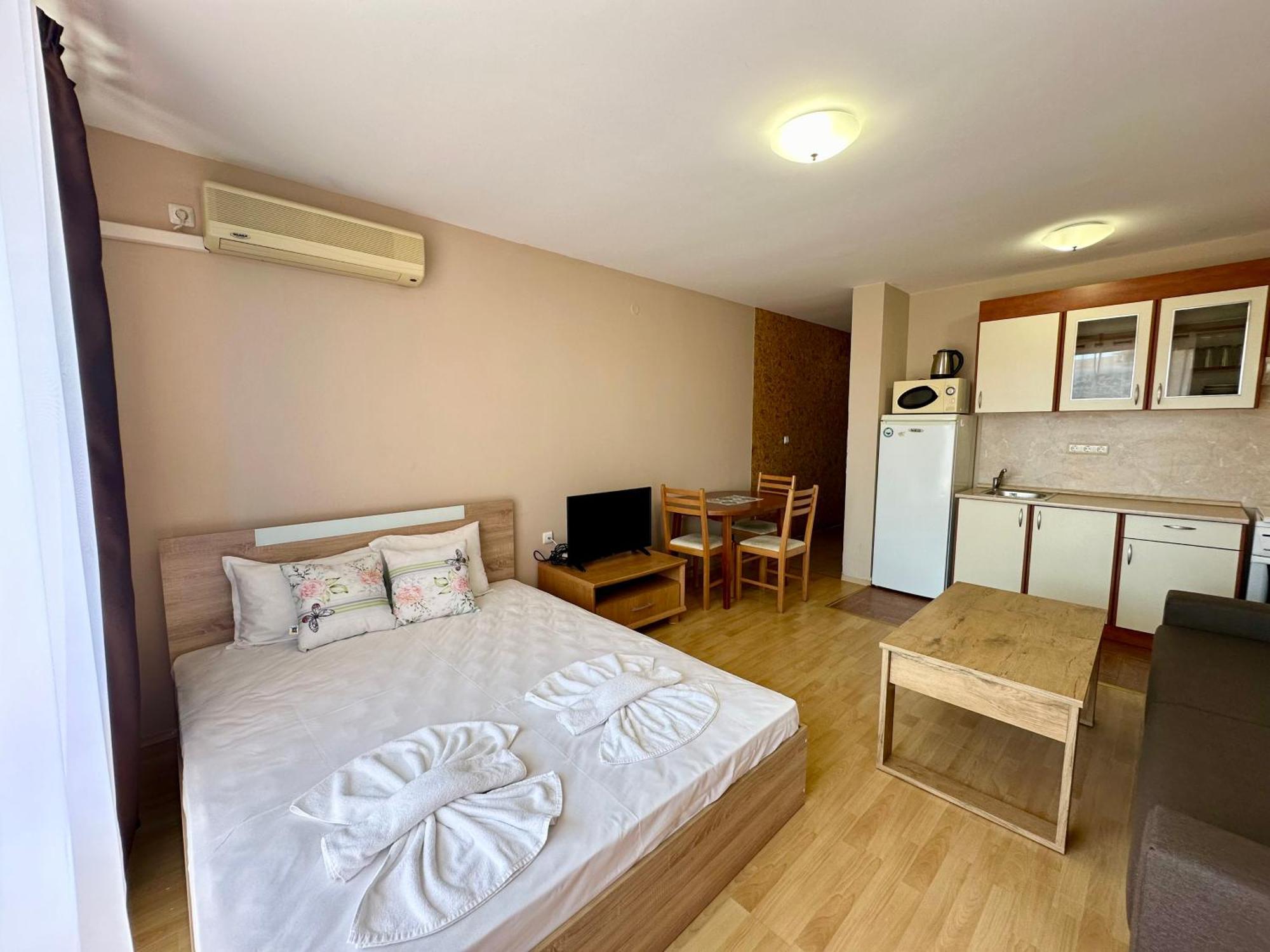 Privilege Fort Beach - Menada Apartments Elenite Exterior photo