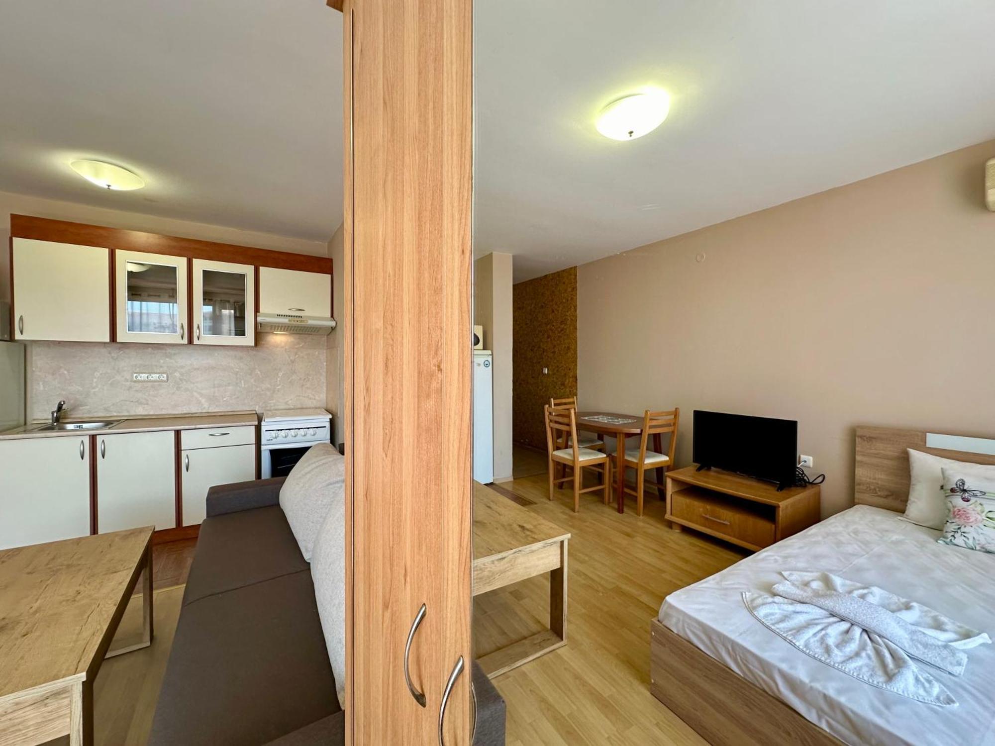 Privilege Fort Beach - Menada Apartments Elenite Exterior photo