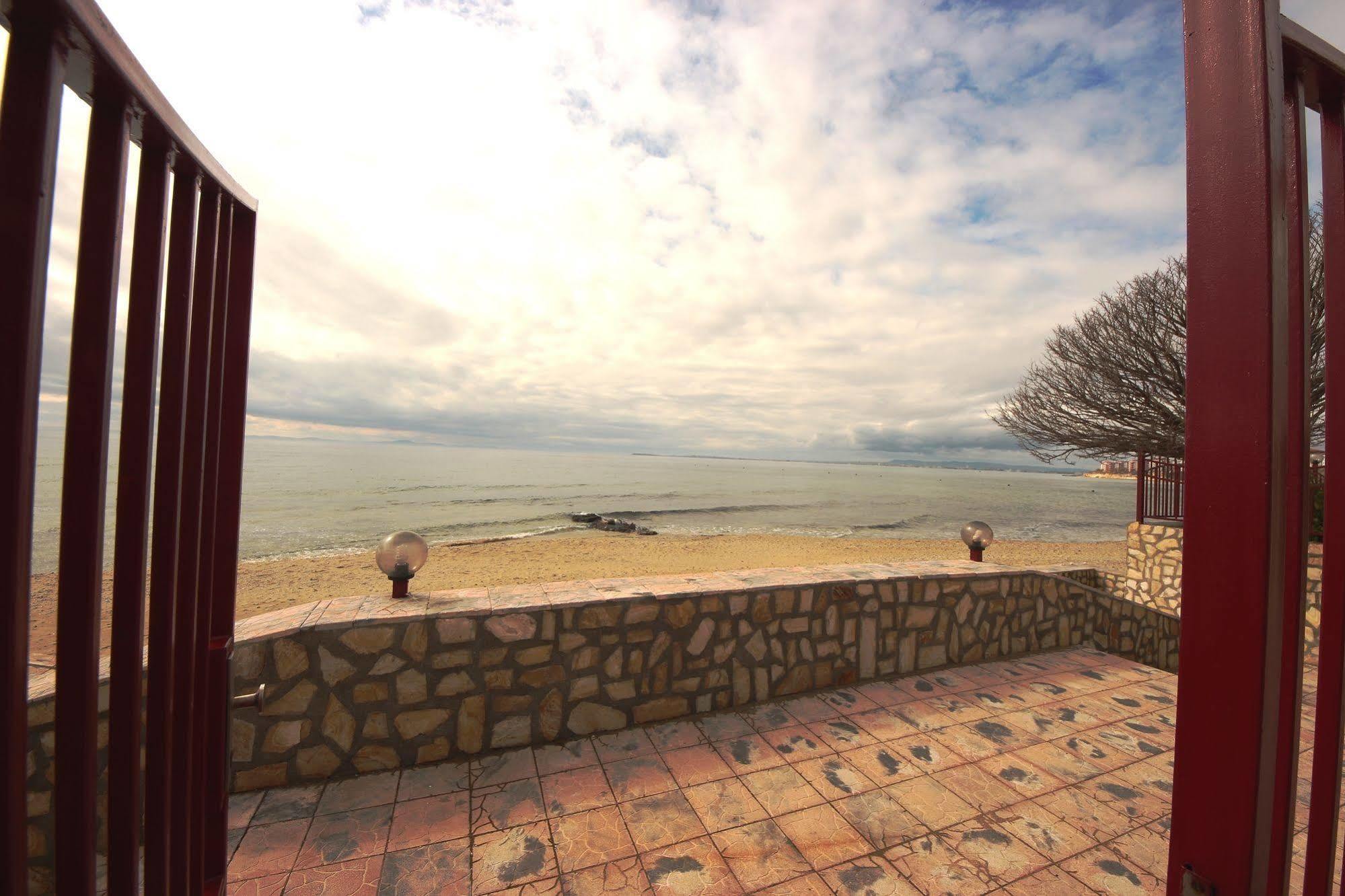 Privilege Fort Beach - Menada Apartments Elenite Exterior photo